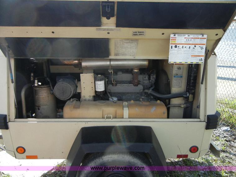 image for item F7506 2001 Ingersoll Rand 185 portable air compressor
