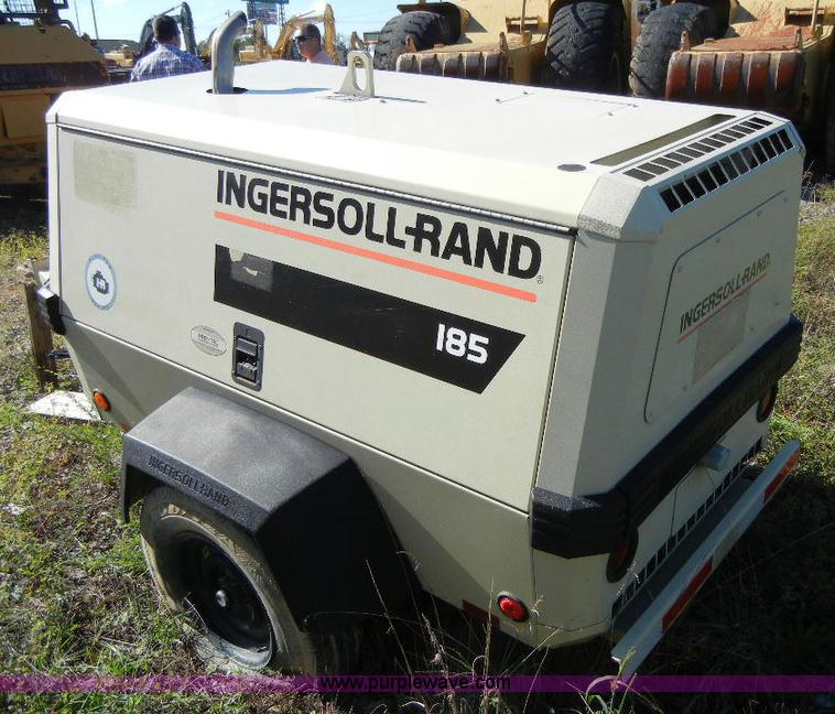 image for item F7507 2000 Ingersoll Rand 185 portable air compressor
