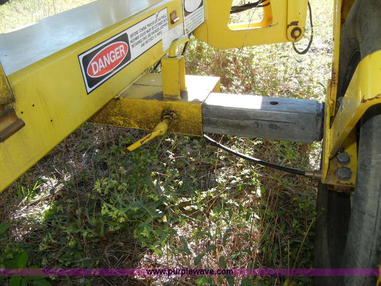 image for item F7509 2000 Nifty-Lift 120TGE towable boom lift