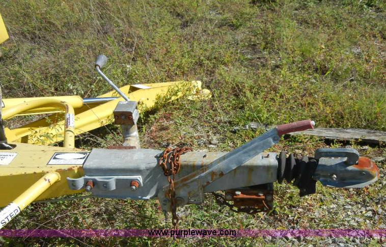 image for item F7509 2000 Nifty-Lift 120TGE towable boom lift