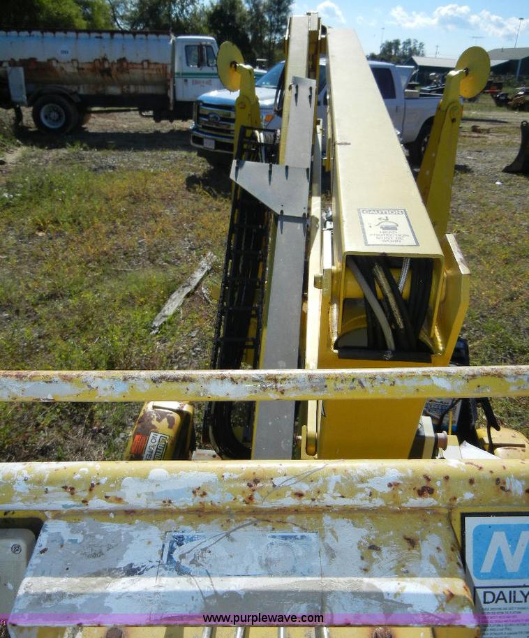 image for item F7509 2000 Nifty-Lift 120TGE towable boom lift