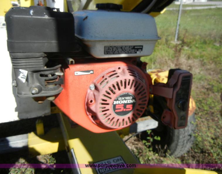 image for item F7509 2000 Nifty-Lift 120TGE towable boom lift