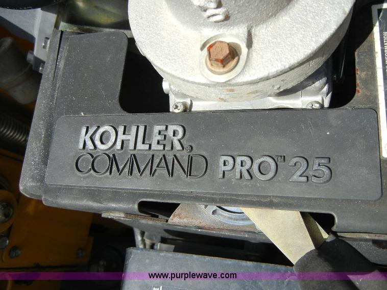 image for item F7510 2001 Vermeer BC625A wood chipper