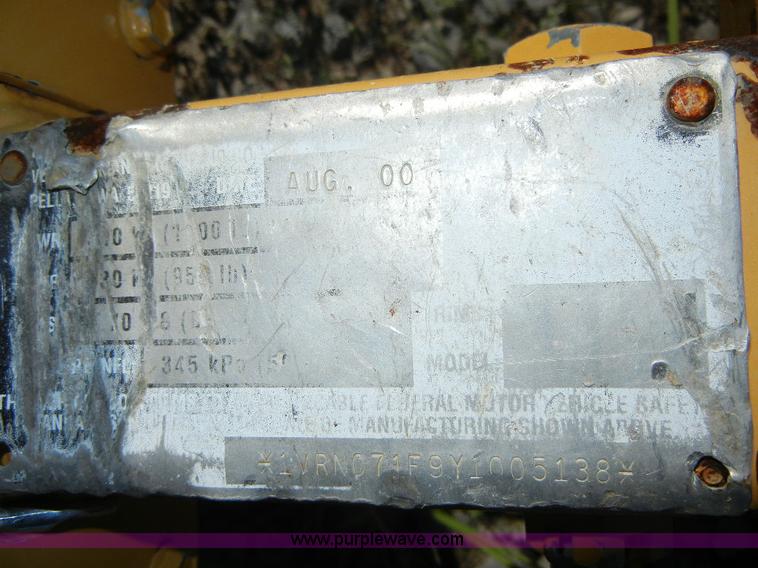 image for item F7511 2000 Vermeer SC252 stump grinder