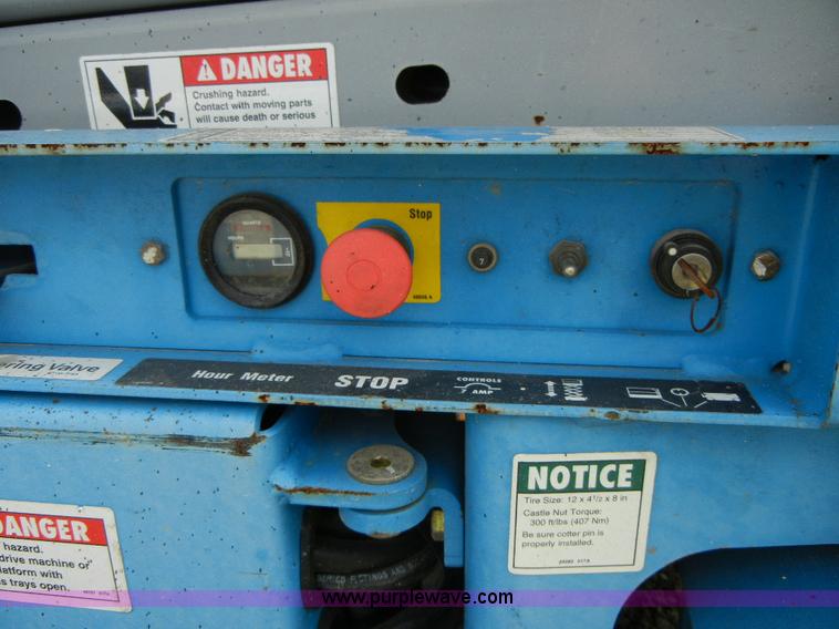 image for item F7512 Genie GS1930 scissor lift
