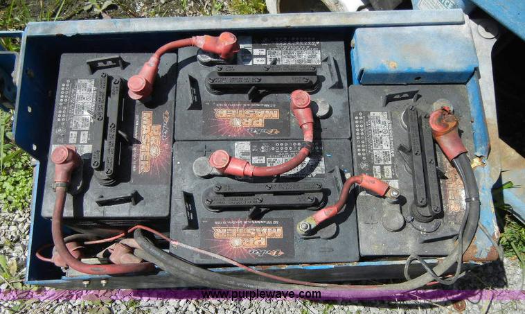 image for item F7513 Genie GS1930 scissor lift