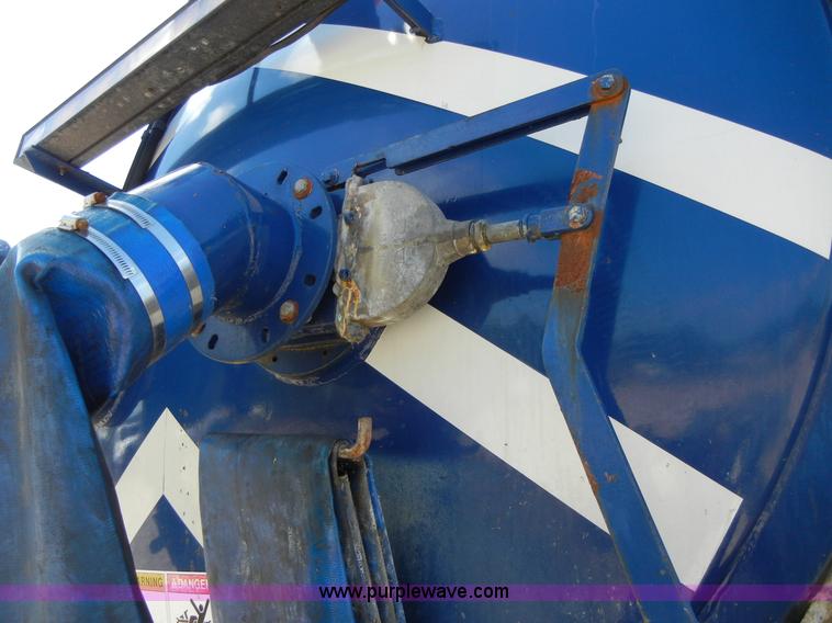 image for item F7518 2003 Sterling L7500 semi truck with Vac-Con system