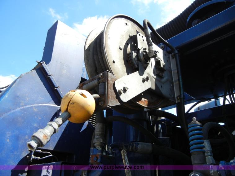 image for item F7518 2003 Sterling L7500 semi truck with Vac-Con system