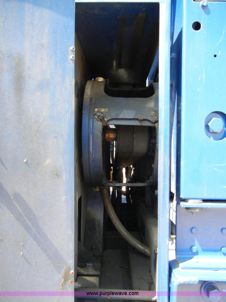 image for item F7518 2003 Sterling L7500 semi truck with Vac-Con system