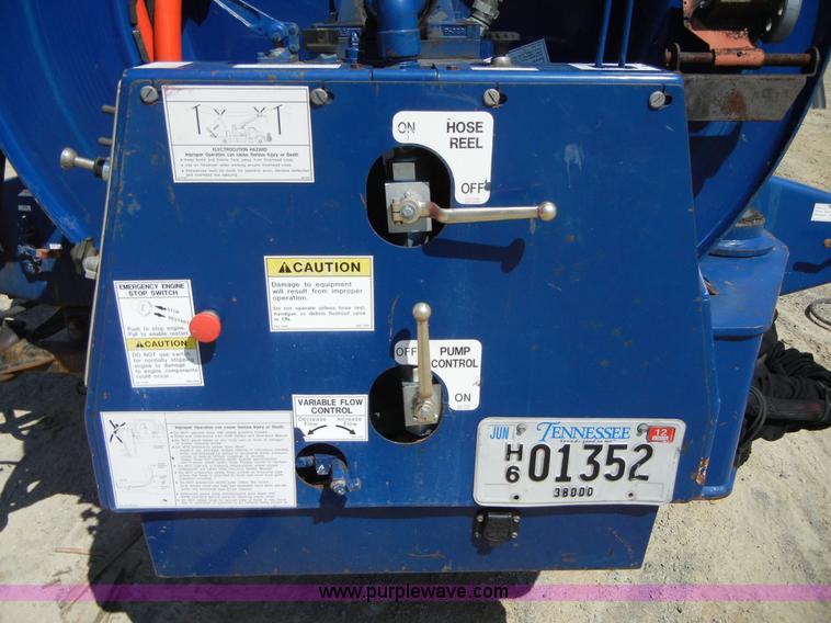 image for item F7518 2003 Sterling L7500 semi truck with Vac-Con system