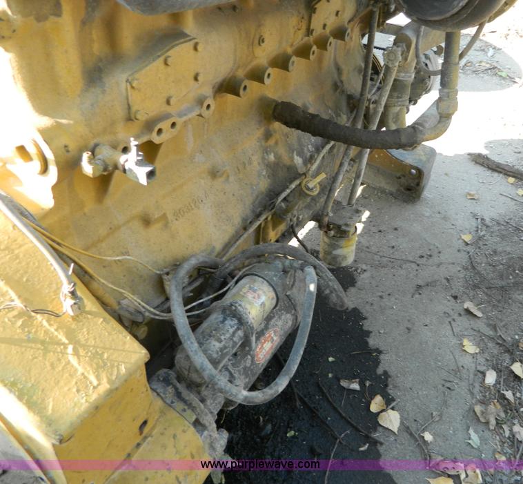 image for item G7543 Cummins 290 small cam diesel engine