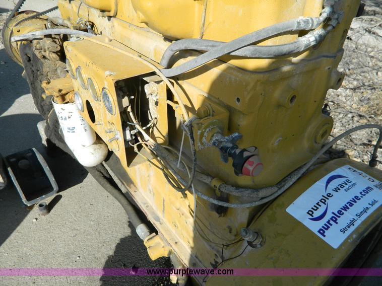 image for item G7543 Cummins 290 small cam diesel engine