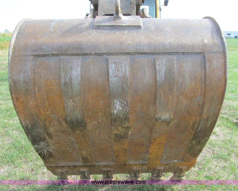 image for item I9785 2006 Hyundai Robex 160LCD-7 hydraulic excavator