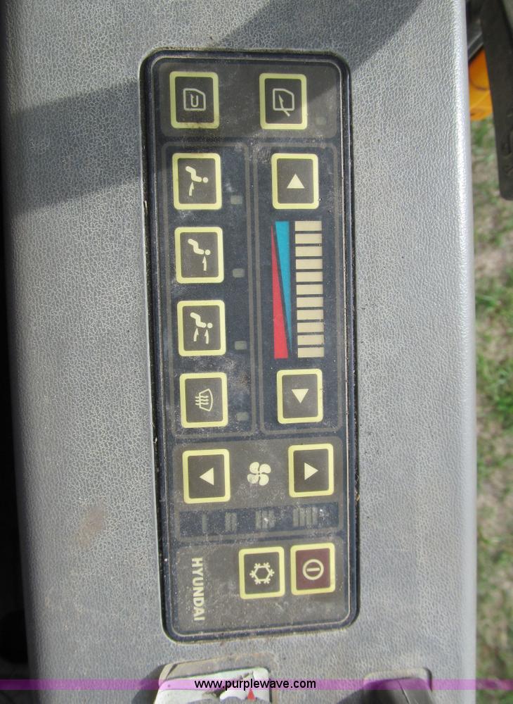 image for item I9785 2006 Hyundai Robex 160LCD-7 hydraulic excavator