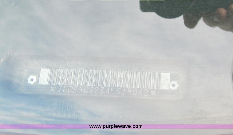 image for item I9786 2004 GMC C5500 dump truck