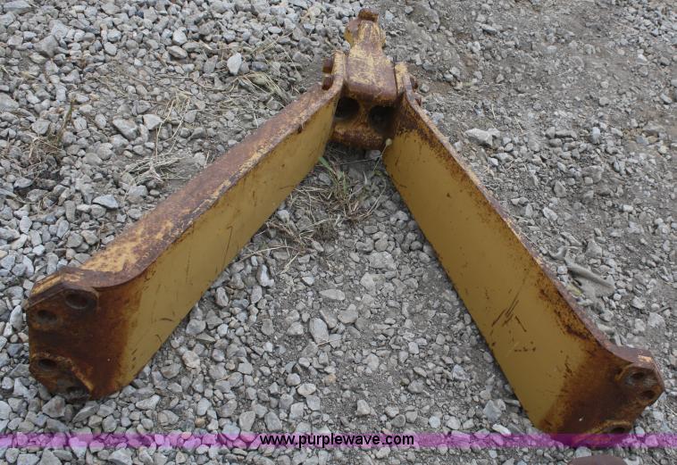 image for item U9579 Rear draw bar for Caterpillar D7 dozer