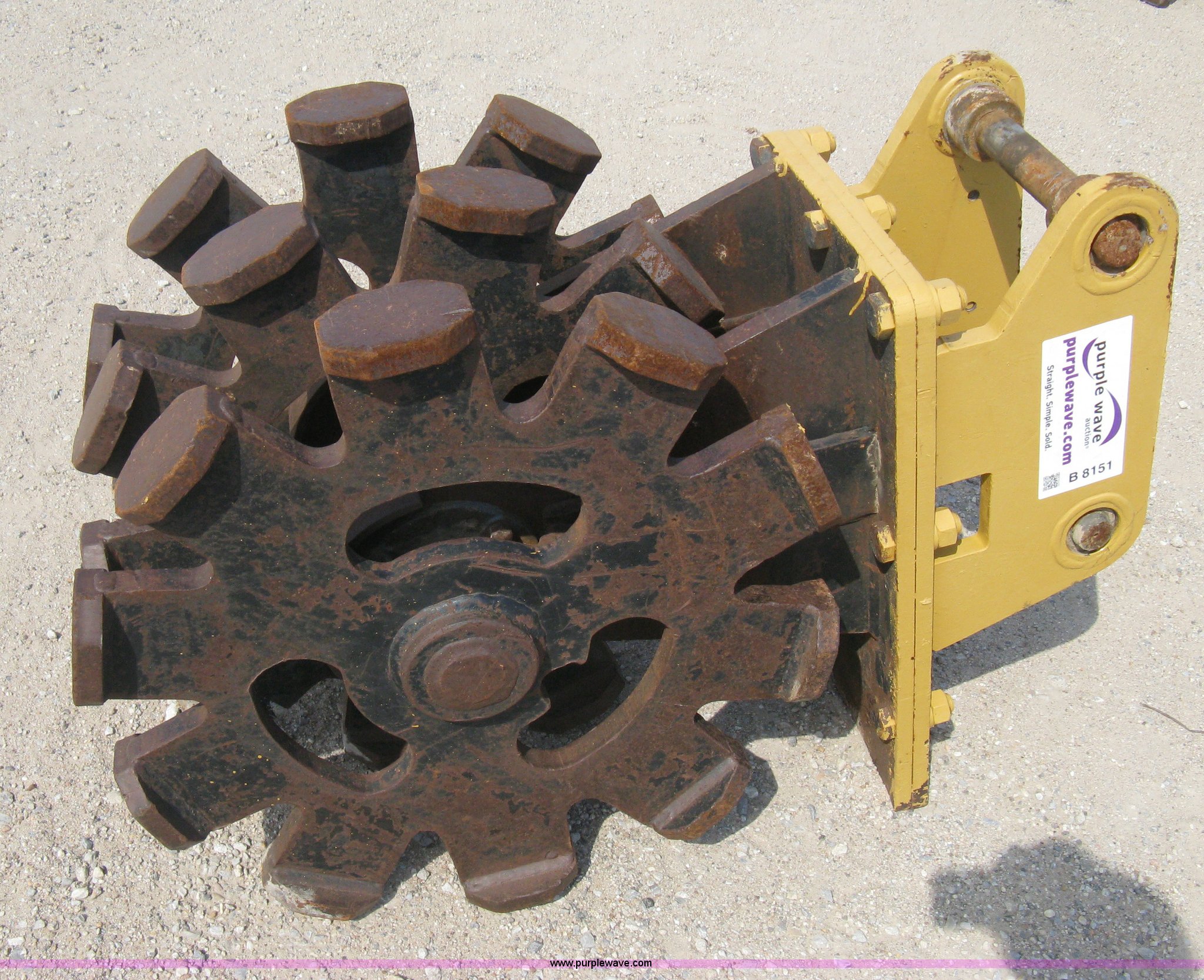 Padfoot roller attachment in Wichita, KS Item B8151 sold Purple Wave