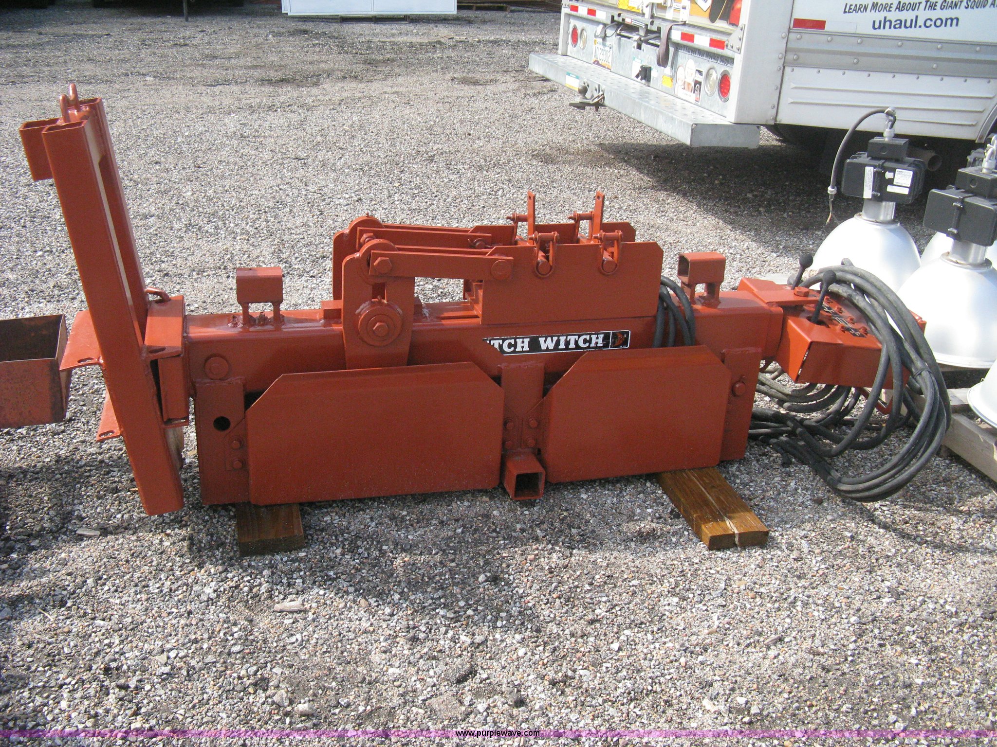 Ditch Witch HP pipe pusher in Wichita, KS Item B8177 sold Purple Wave