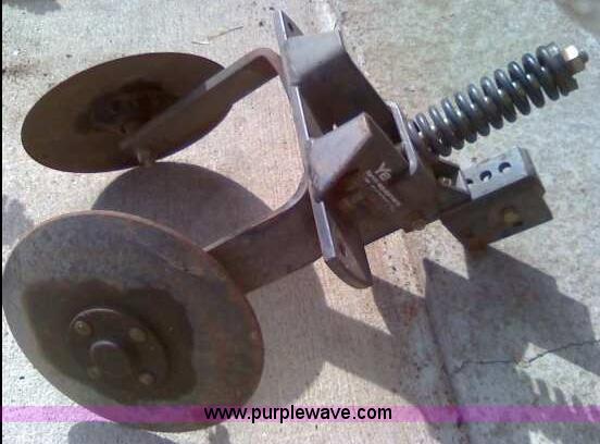 image for item B1554 (10) sets of Yetter covering disks