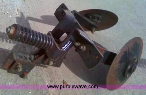 image for item B1554 (10) sets of Yetter covering disks