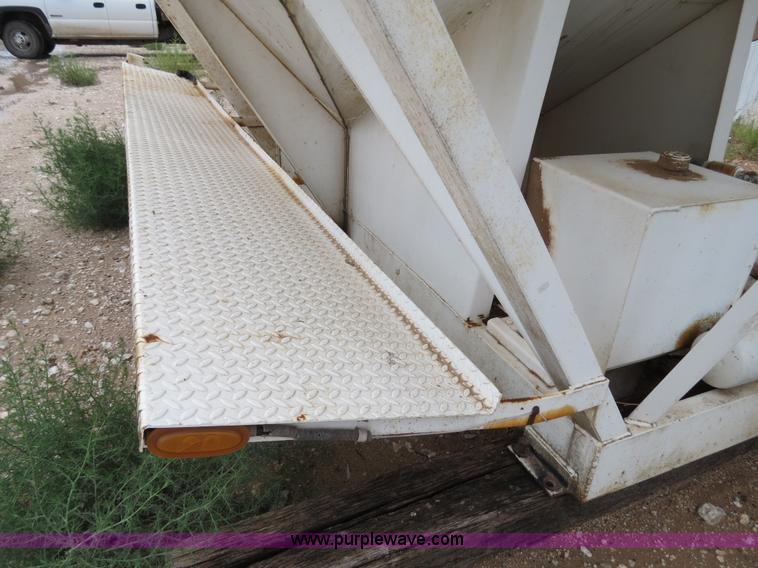 image for item B2483 16' tender box