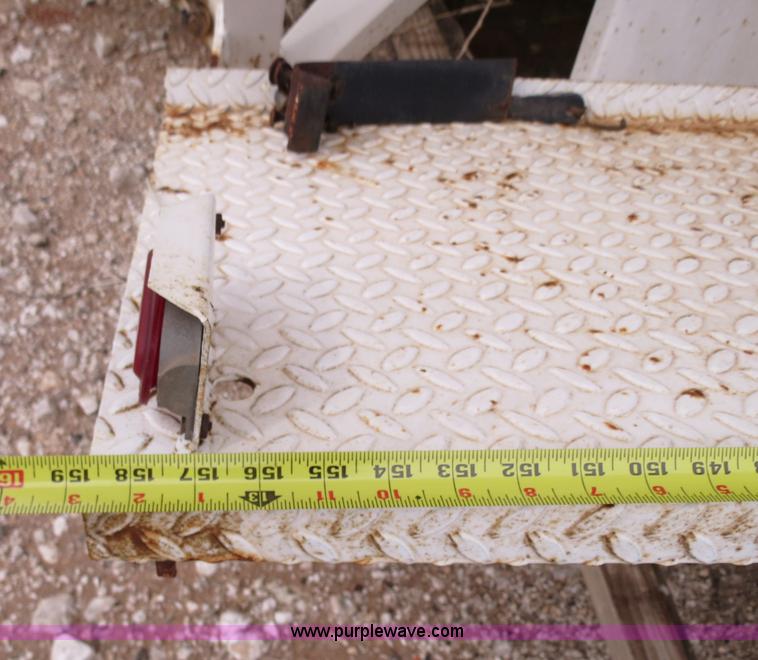 image for item B2483 16' tender box