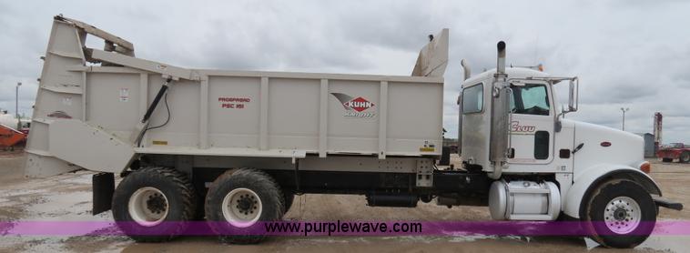 image for item B2486 2006 Peterbilt 357 manure spreader truck