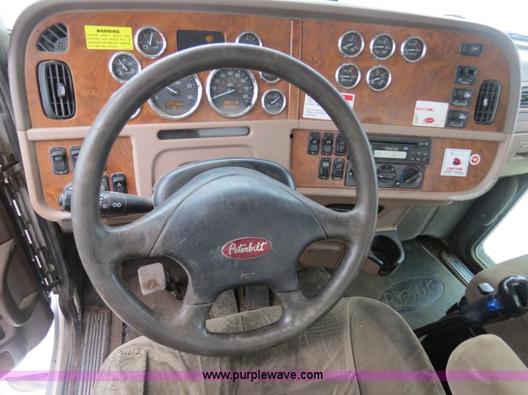 image for item B2486 2006 Peterbilt 357 manure spreader truck