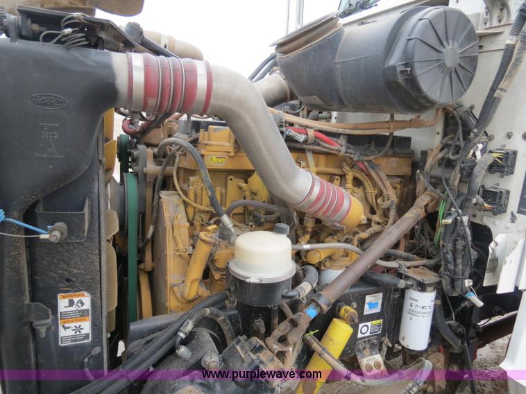 image for item B2486 2006 Peterbilt 357 manure spreader truck