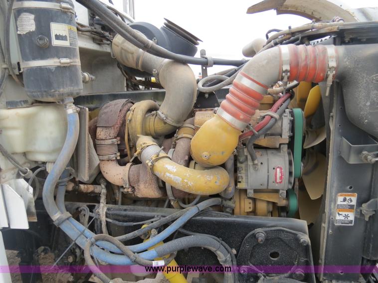 image for item B2486 2006 Peterbilt 357 manure spreader truck