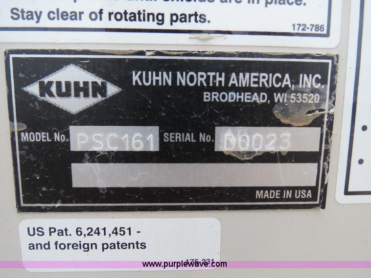 image for item B2486 2006 Peterbilt 357 manure spreader truck