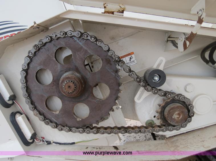 image for item B2486 2006 Peterbilt 357 manure spreader truck