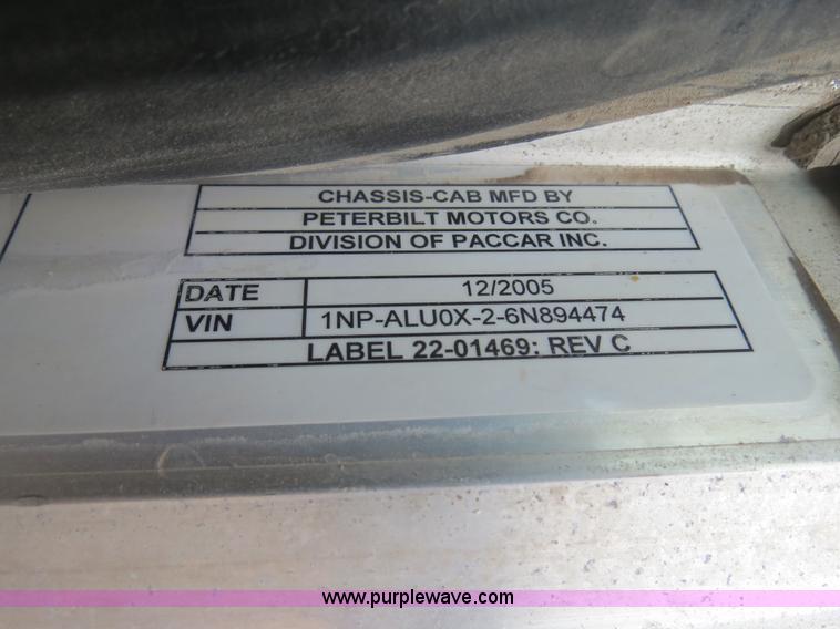 image for item B2486 2006 Peterbilt 357 manure spreader truck