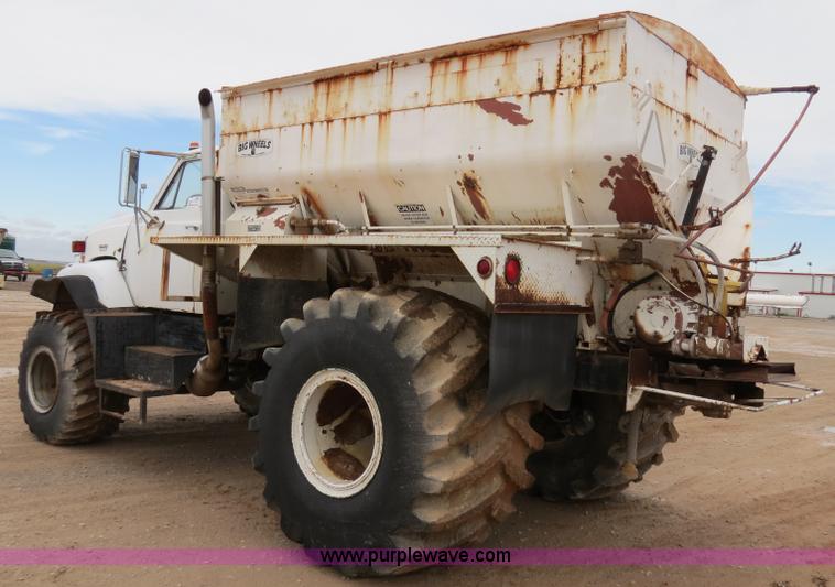 image for item B2488 GMC Big Wheels 7500 spreader truck