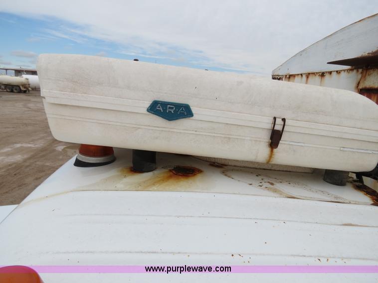 image for item B2488 GMC Big Wheels 7500 spreader truck