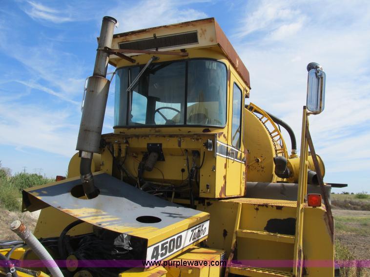 image for item B2886 Ag-Chem Big A 4500 Turbo floater