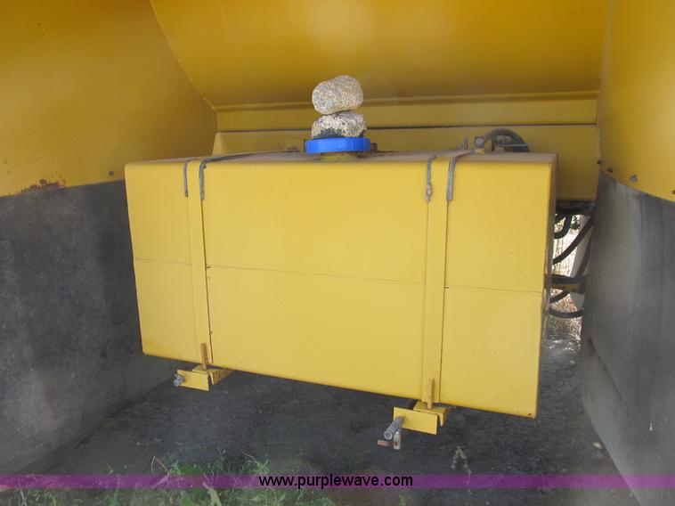 image for item B2886 Ag-Chem Big A 4500 Turbo floater