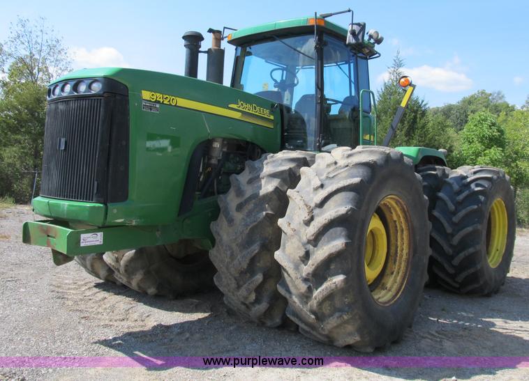 image for item B2888 2002 John Deere 9420 4WD articulated tractor
