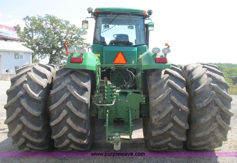 image for item B2888 2002 John Deere 9420 4WD articulated tractor