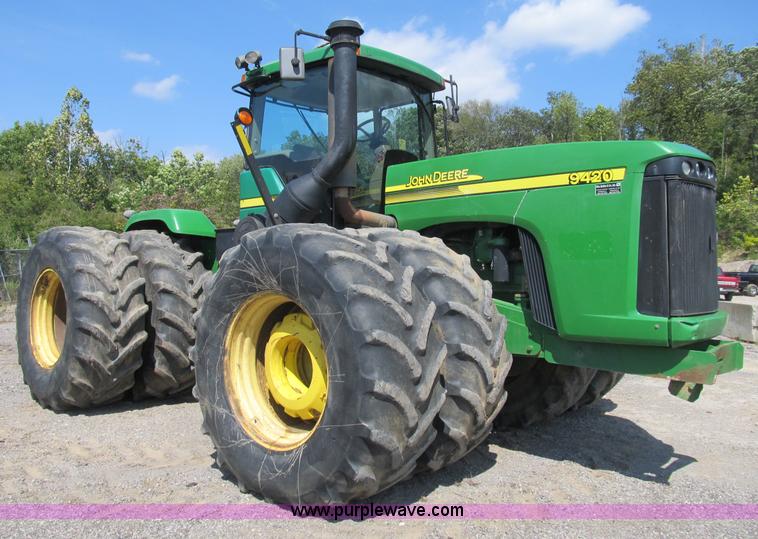 image for item B2888 2002 John Deere 9420 4WD articulated tractor