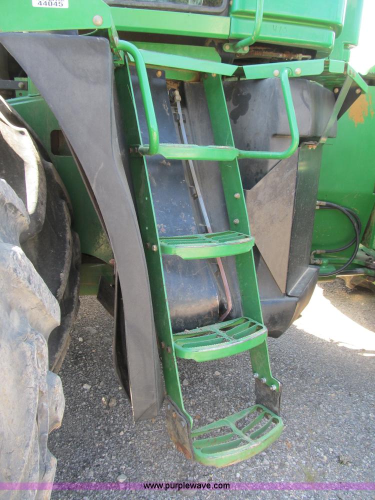 image for item B2888 2002 John Deere 9420 4WD articulated tractor