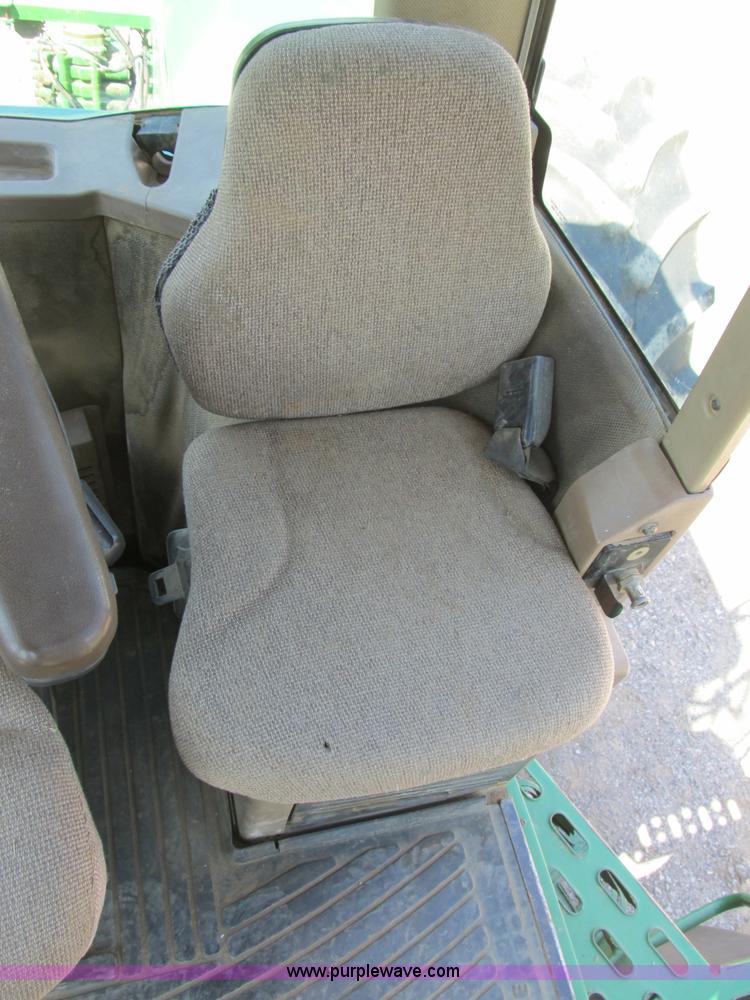 image for item B2888 2002 John Deere 9420 4WD articulated tractor