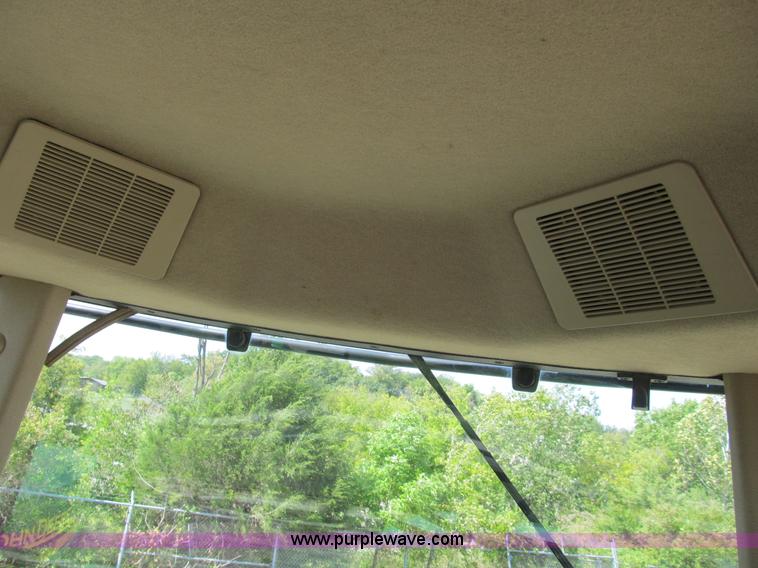 image for item B2888 2002 John Deere 9420 4WD articulated tractor