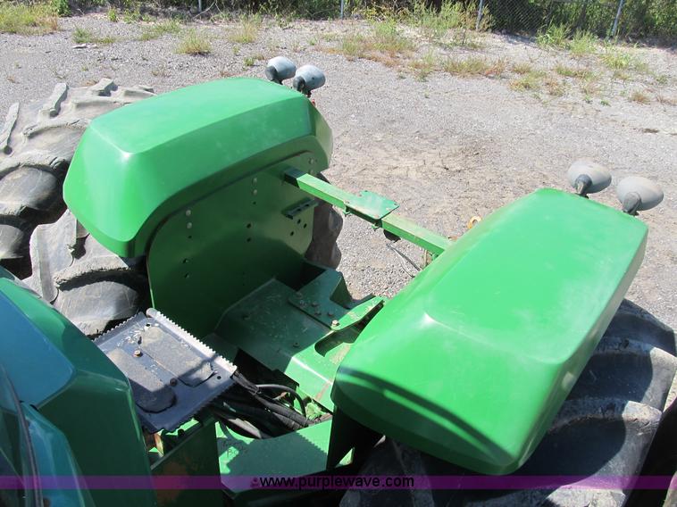 image for item B2888 2002 John Deere 9420 4WD articulated tractor