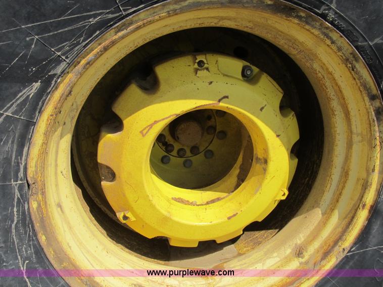 image for item B2888 2002 John Deere 9420 4WD articulated tractor