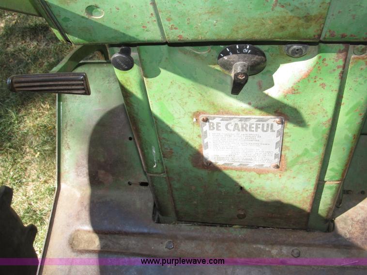 image for item B5242 1962 John Deere 3010 tractor