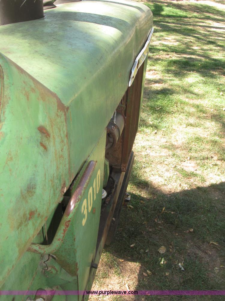 image for item B5242 1962 John Deere 3010 tractor