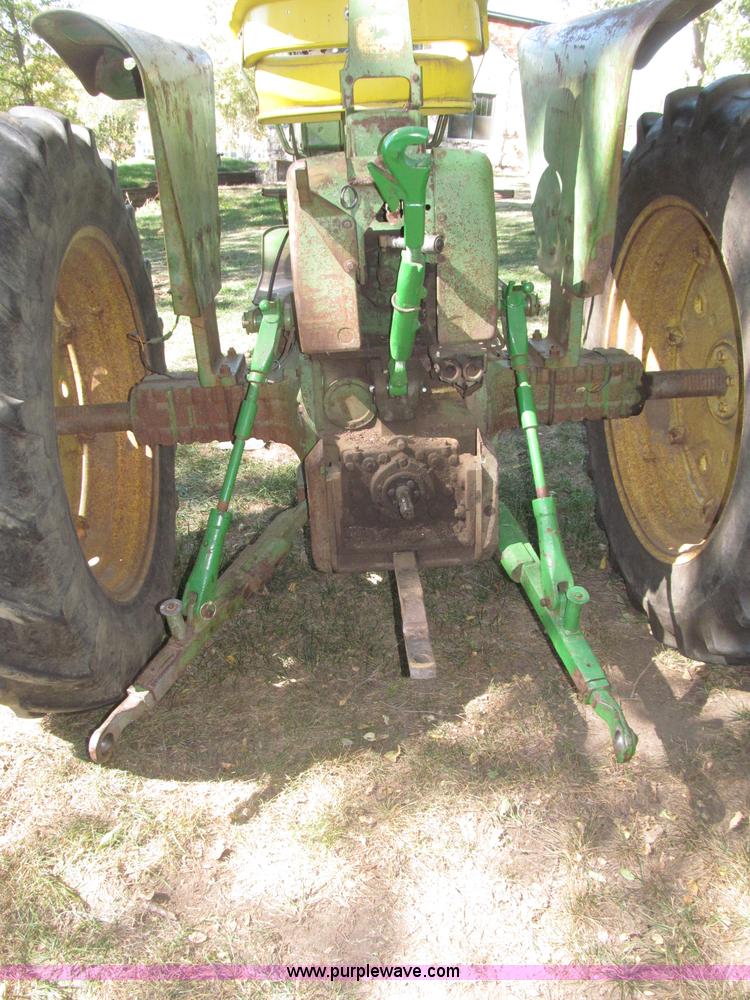 image for item B5242 1962 John Deere 3010 tractor