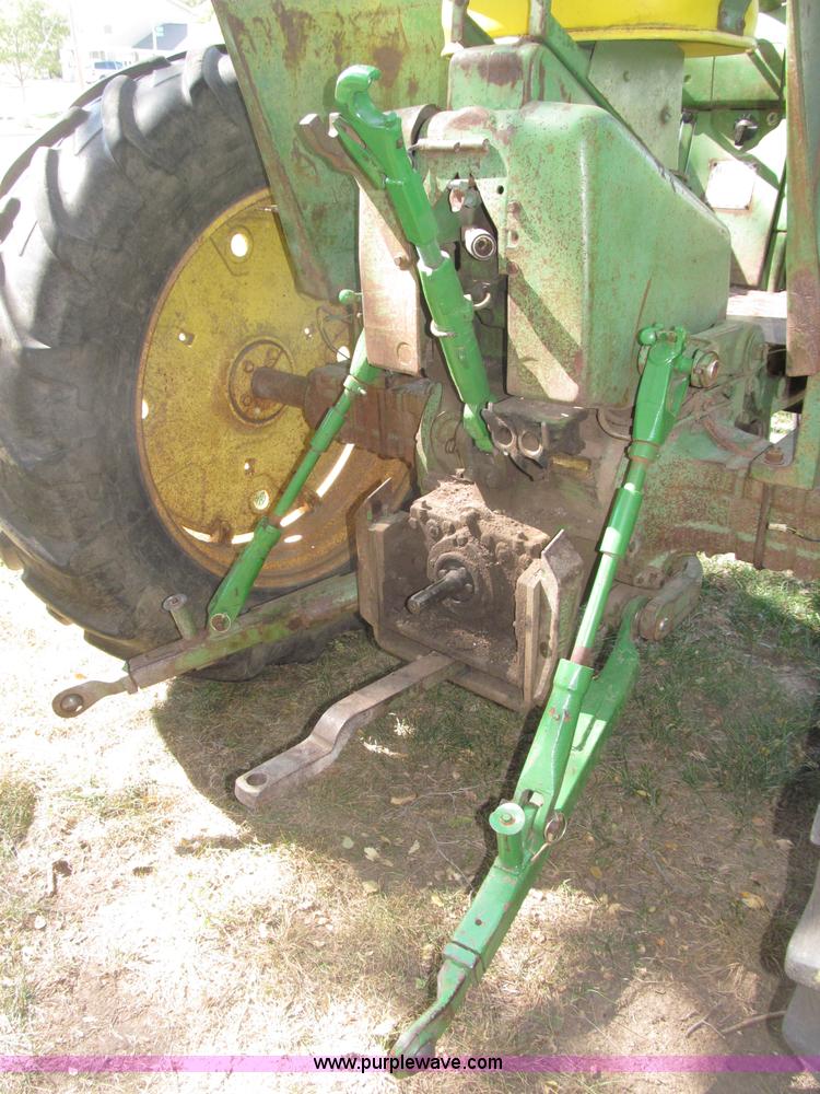 image for item B5242 1962 John Deere 3010 tractor