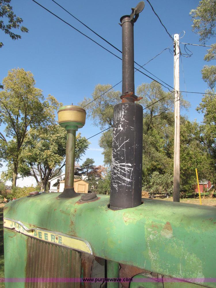 image for item B5242 1962 John Deere 3010 tractor